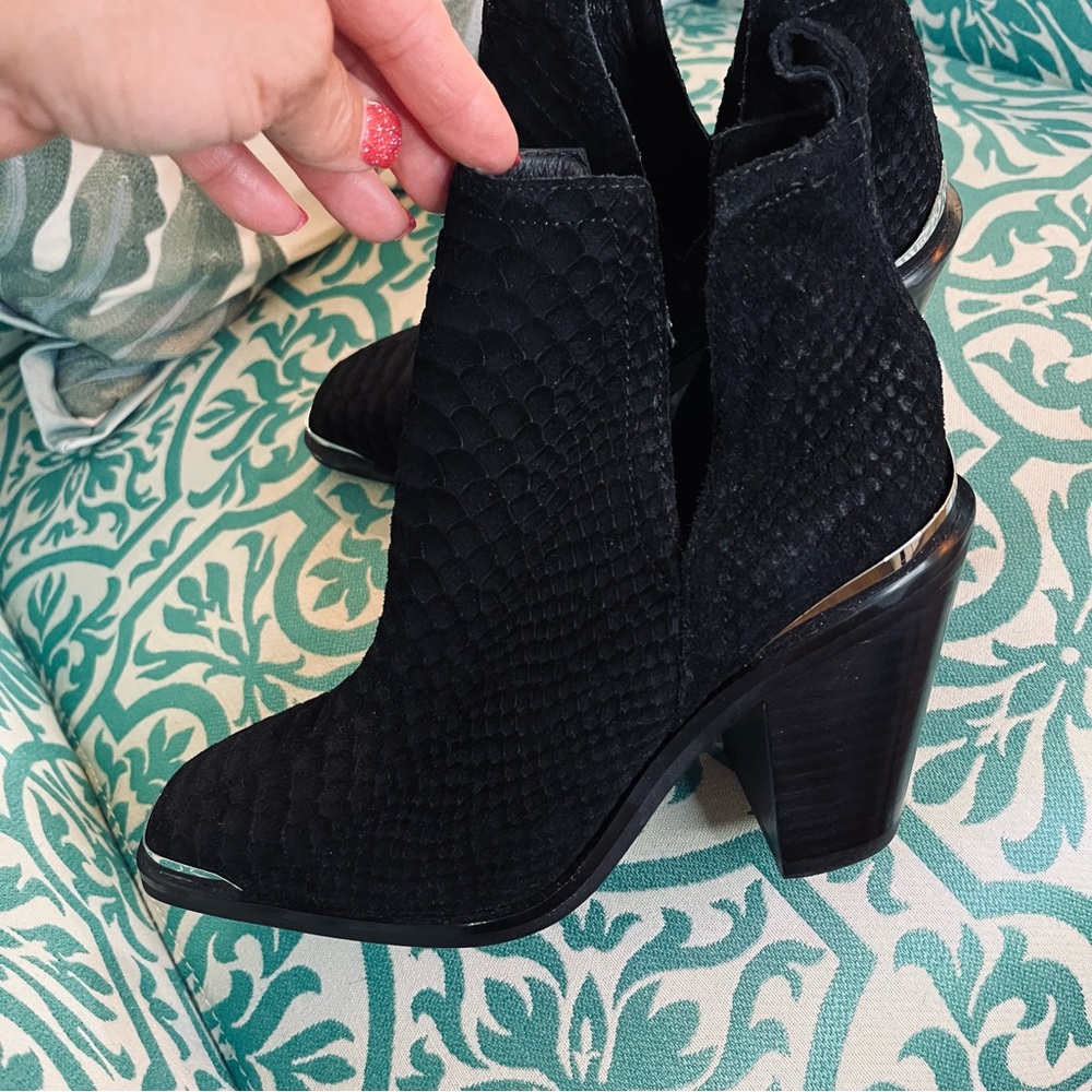 Jeffrey CAMPBELL | Black Heeled Booties | Sz 5.5M | NEW | Orig. $119 |